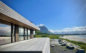 Exclusive Beach House Ramberg - Your Private Oasis