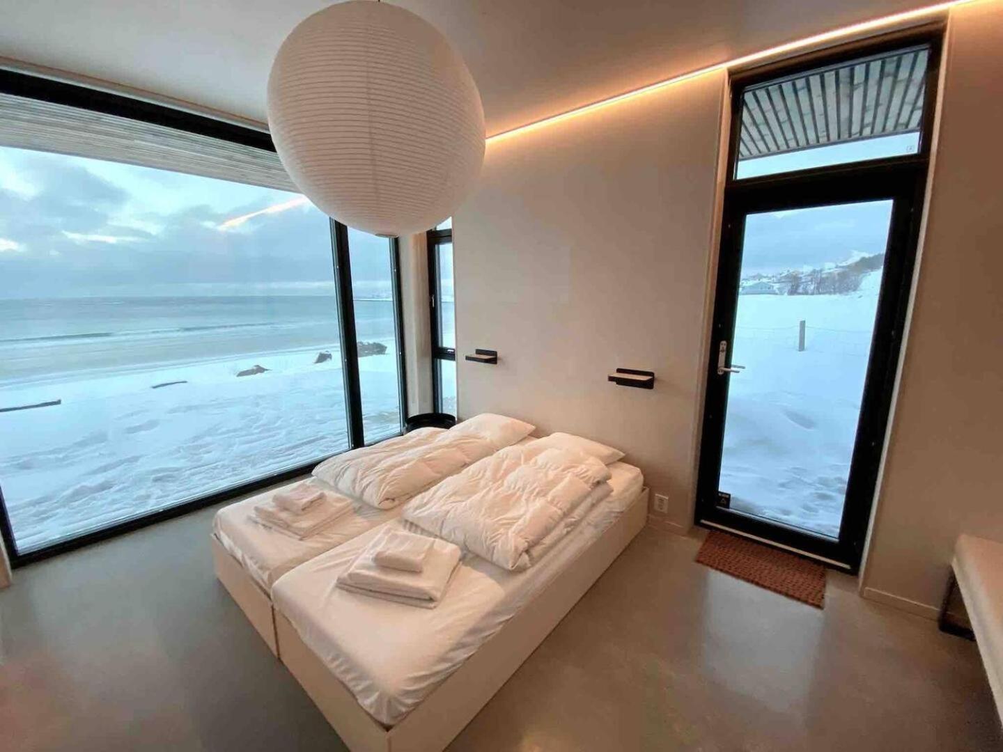 Exclusive Beach House Ramberg - Your Private Oasis Esterno foto